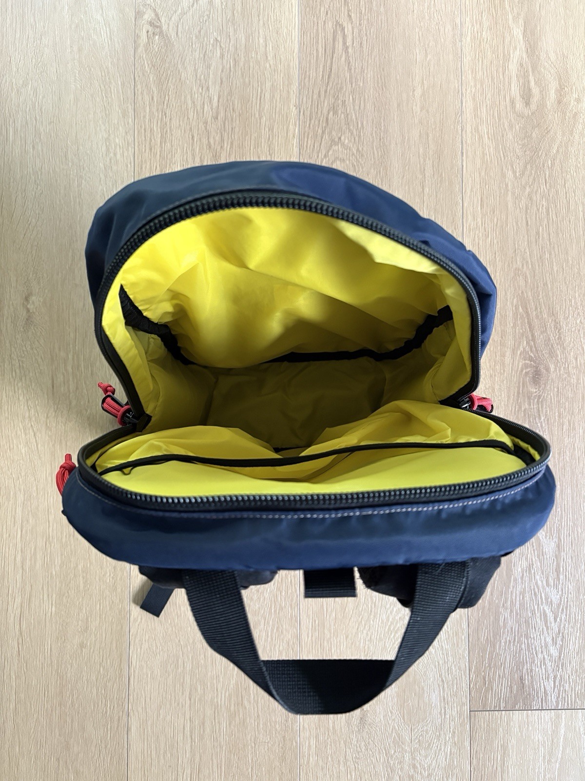 Topo Designs Standard Pack Backpack Navy Blue Laptop 22L EUC Discontinued