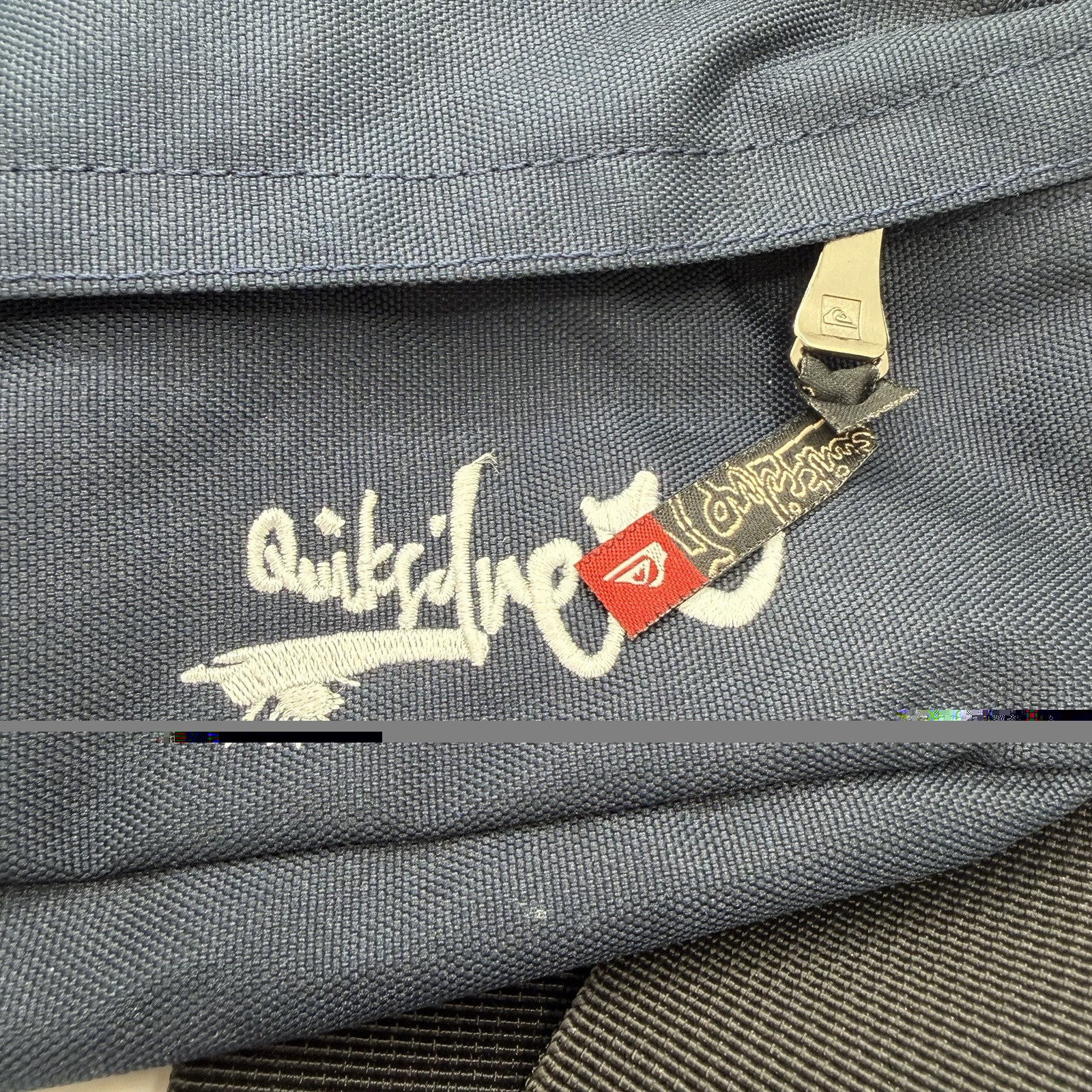 Quiksilver Blue & Black Men’s Belt Bag Fanny Pack Adjustable Strap Outer Pockets