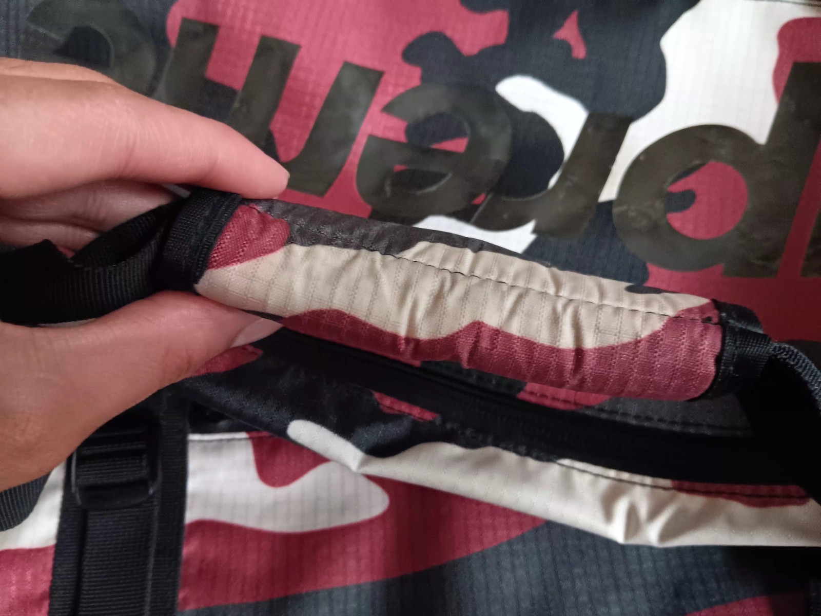 Supreme Duffle Bag Red Camo (SS21)
