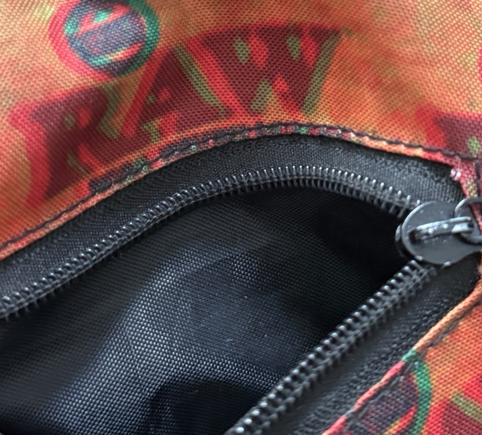 RAW Rolling Papers Crossbody Sling Bag Cannabis Zip Mesh Pocket Weed Accessories
