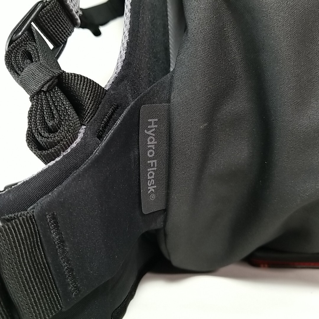 Hydro Flask Journey 20L Hydration Backpack S/M Black No Bladder Included
