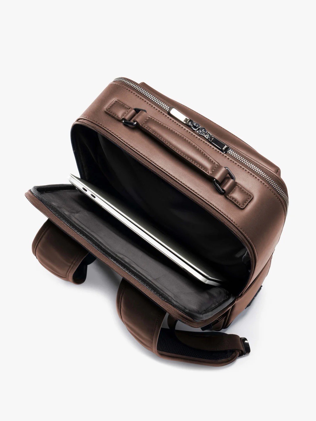 Maverick & Co. Explorer Light Plus Backpack 16.4L – Brown