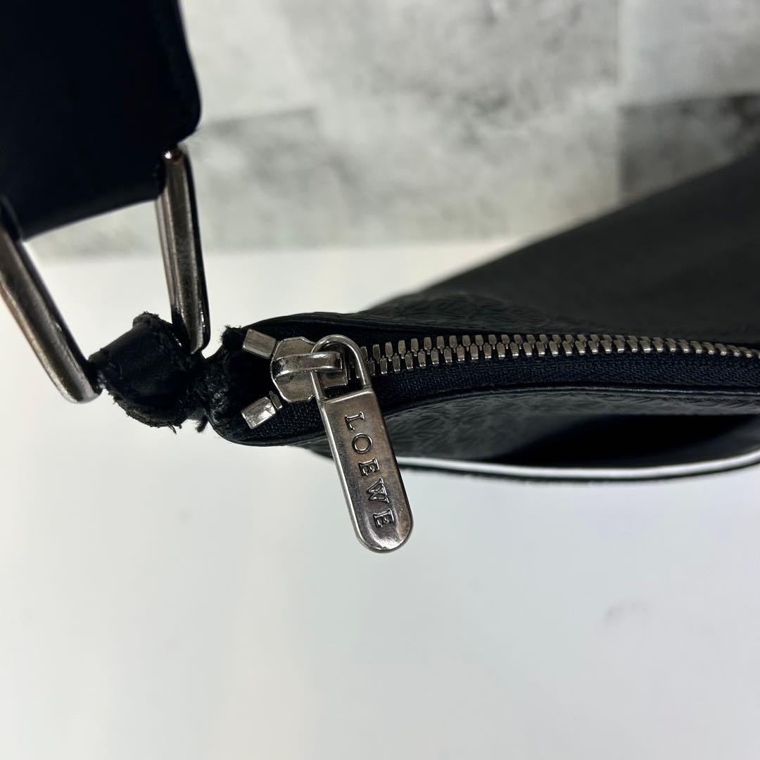 Loewe Repeat Anagram Embossed Shoulder Bag Sacoche Silver Hardware Black 25x28cm