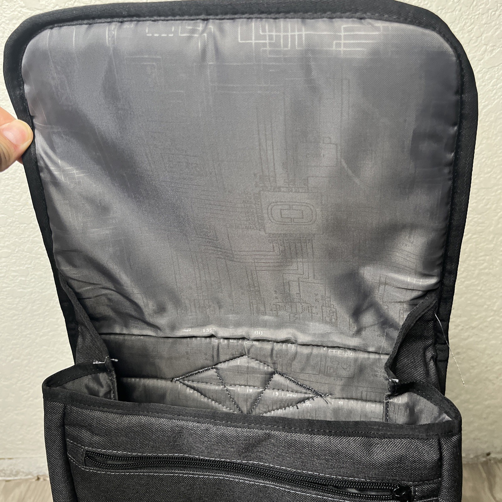 OGIO Apex Rucksack 17” Laptop & Tablet Fully Padded Protective Backpack 21L