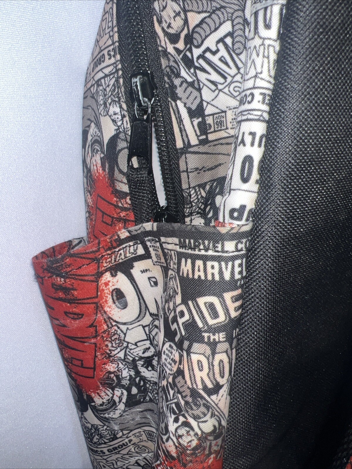 MARVEL COMIC BOOK BLACK & WHITE COVERS BACKPACK Spider-Man, Iron Man, Thor