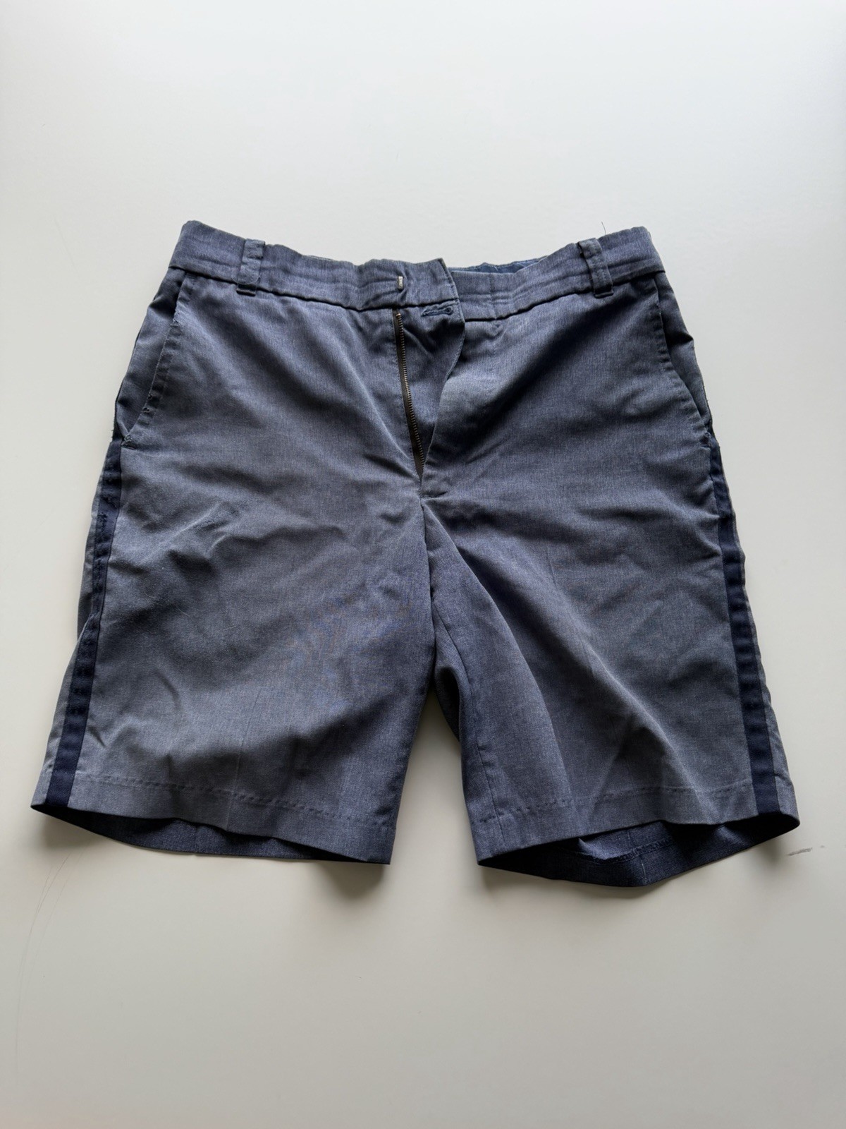 USPS Postal Office Mail Carrier Shorts Size 33R Waist Vintage Y2K 9in Golf