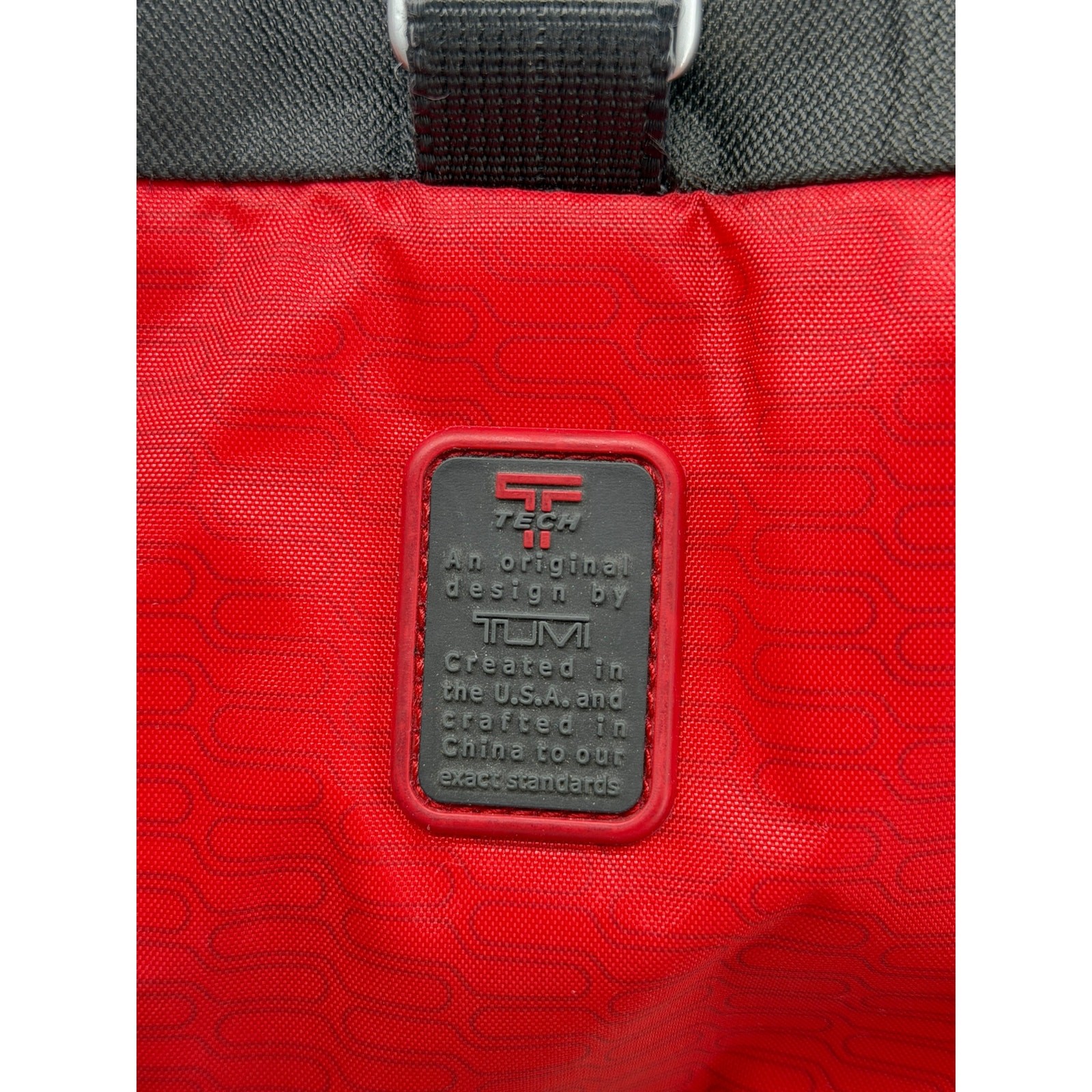 TUMI T-TECH 16” Expandable Messenger Bag Laptop Nylon Shoulder Black Bag 5112D
