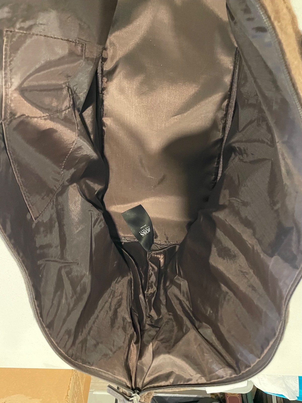 Hugo Boss Parfums Weekender Brown Felt Travel Bag Double Handle EUC NEVER USED