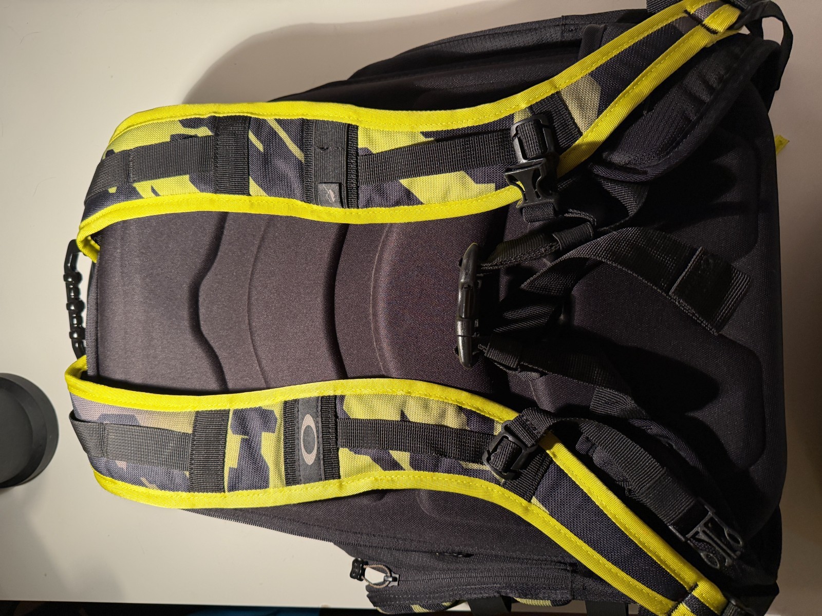 Oakley kitchen sink backpack – Rare neon green