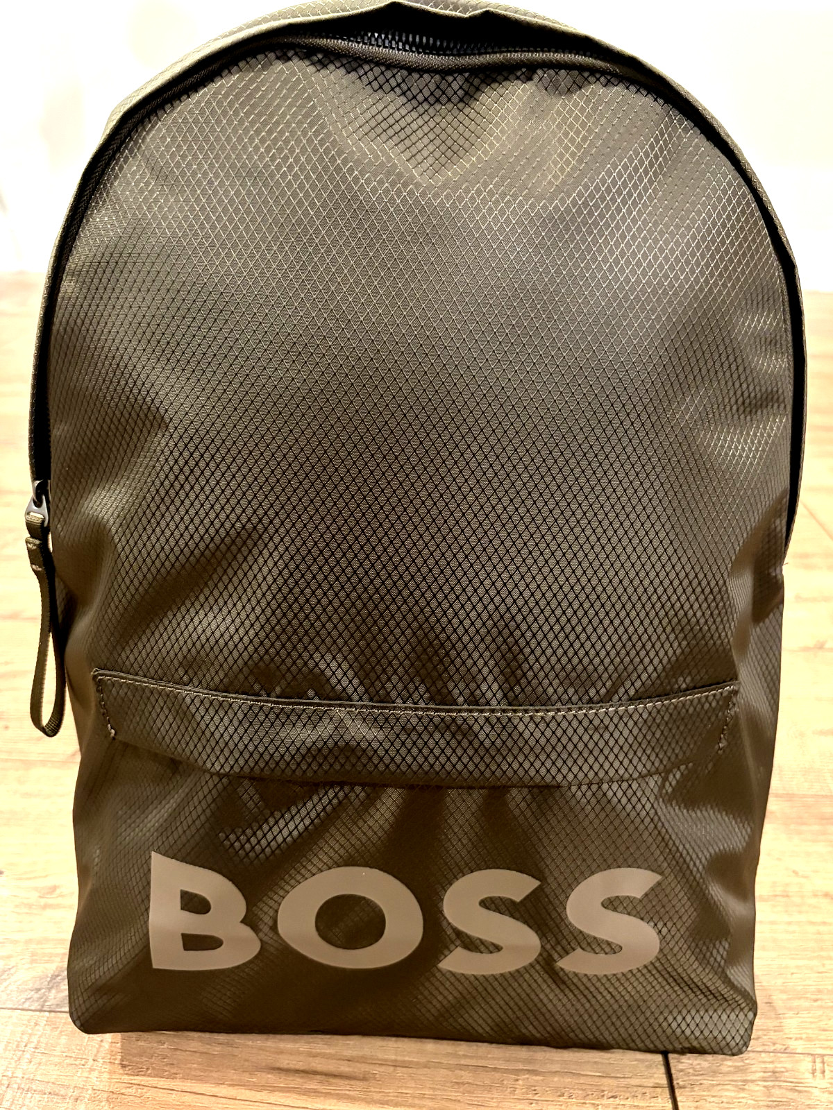 Hugo BOSS Pixel Backpack Olive Green Ripstop Laptop Sleeve 17″ NWT Designer Bag