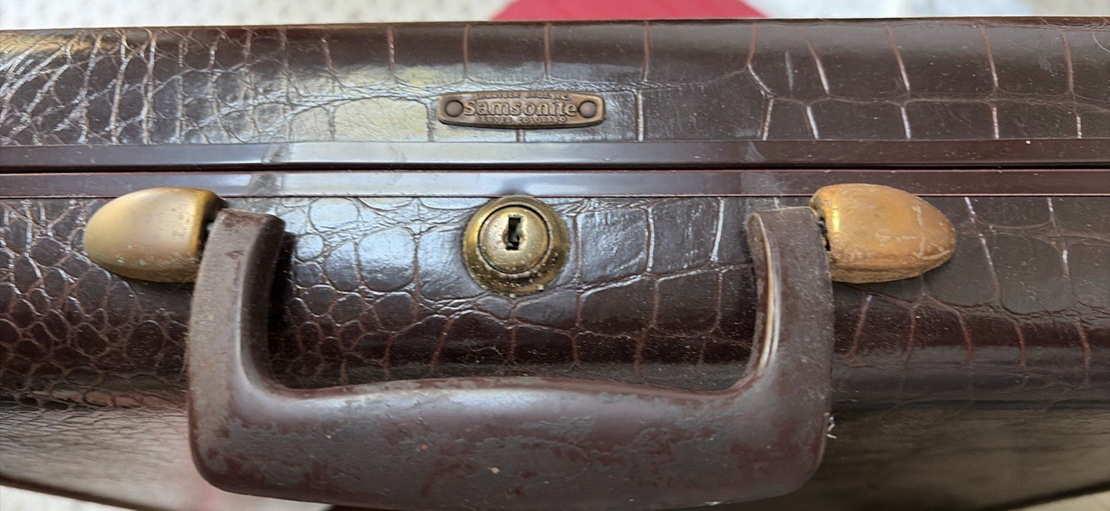 Vintage Samsonite Faux Alligator Briefcase In Great Condition See Description