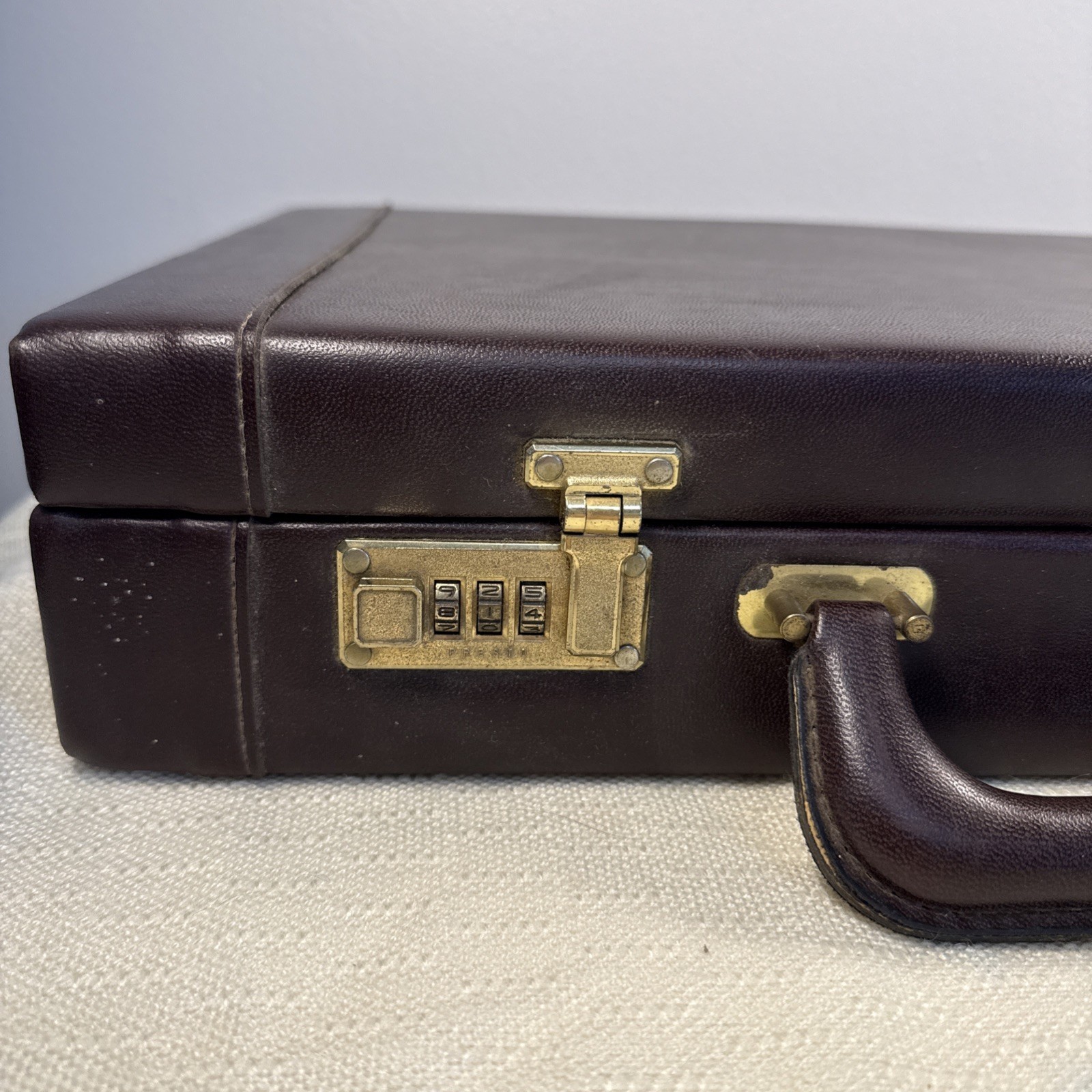 Leather Hardcase Presto Briefcase Vintage Combo Lock 16.5×12” Attache Case