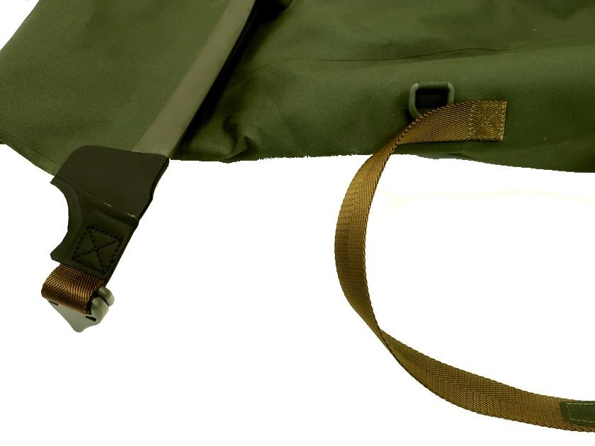 Import duty included for US buyers F/CE. Waterproof Seamless Rolltop Backpack O