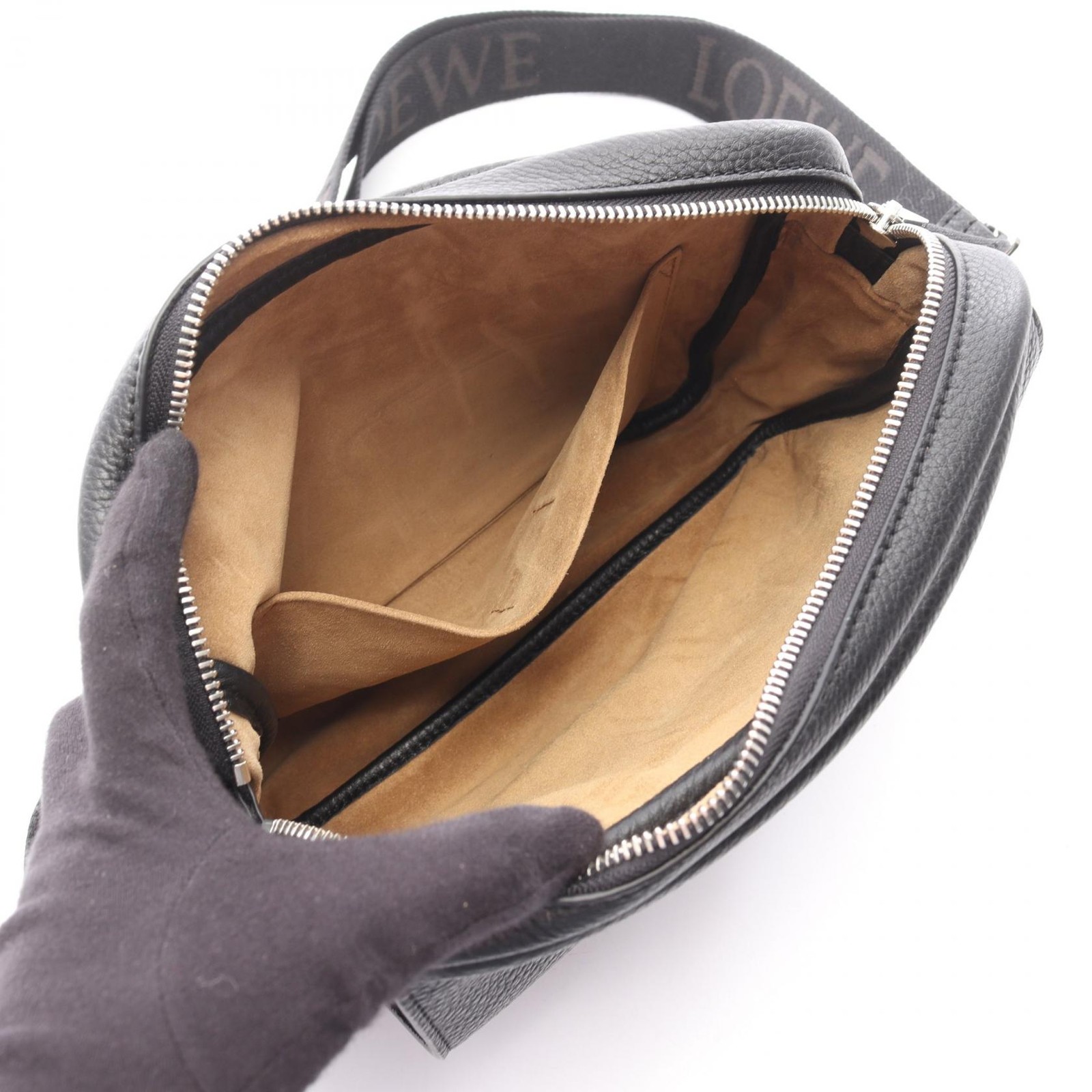 LOEWE Pebble Messenger Medium Shoulder crossbody Bag BANBA73X051100 leather BK