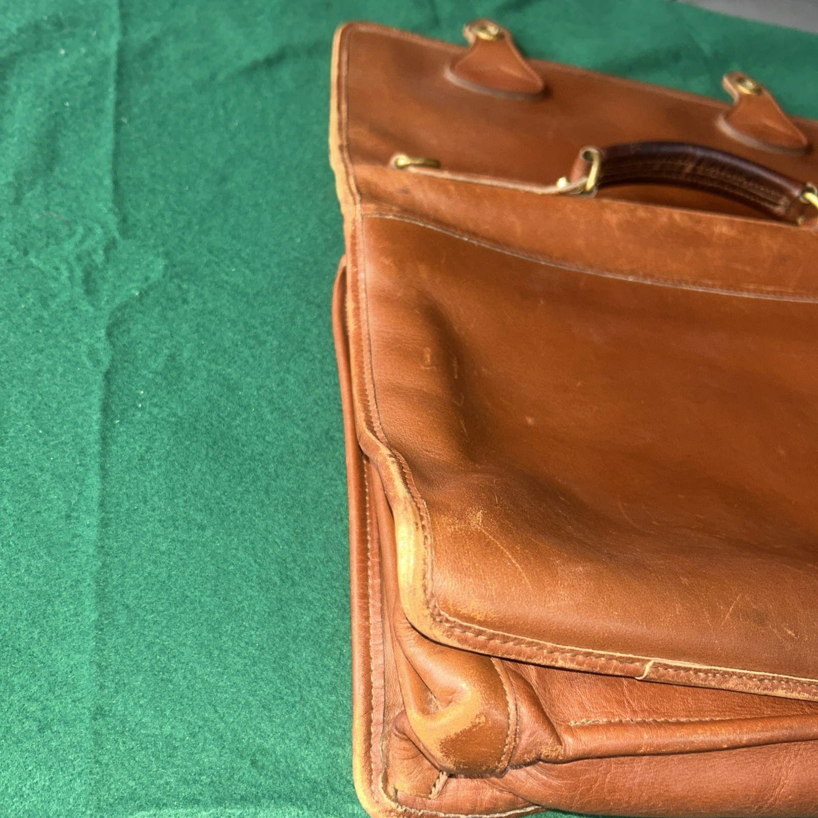VTG Jack Georges Brown Distress Messenger Satchel Bag Brass Briefcase Leather