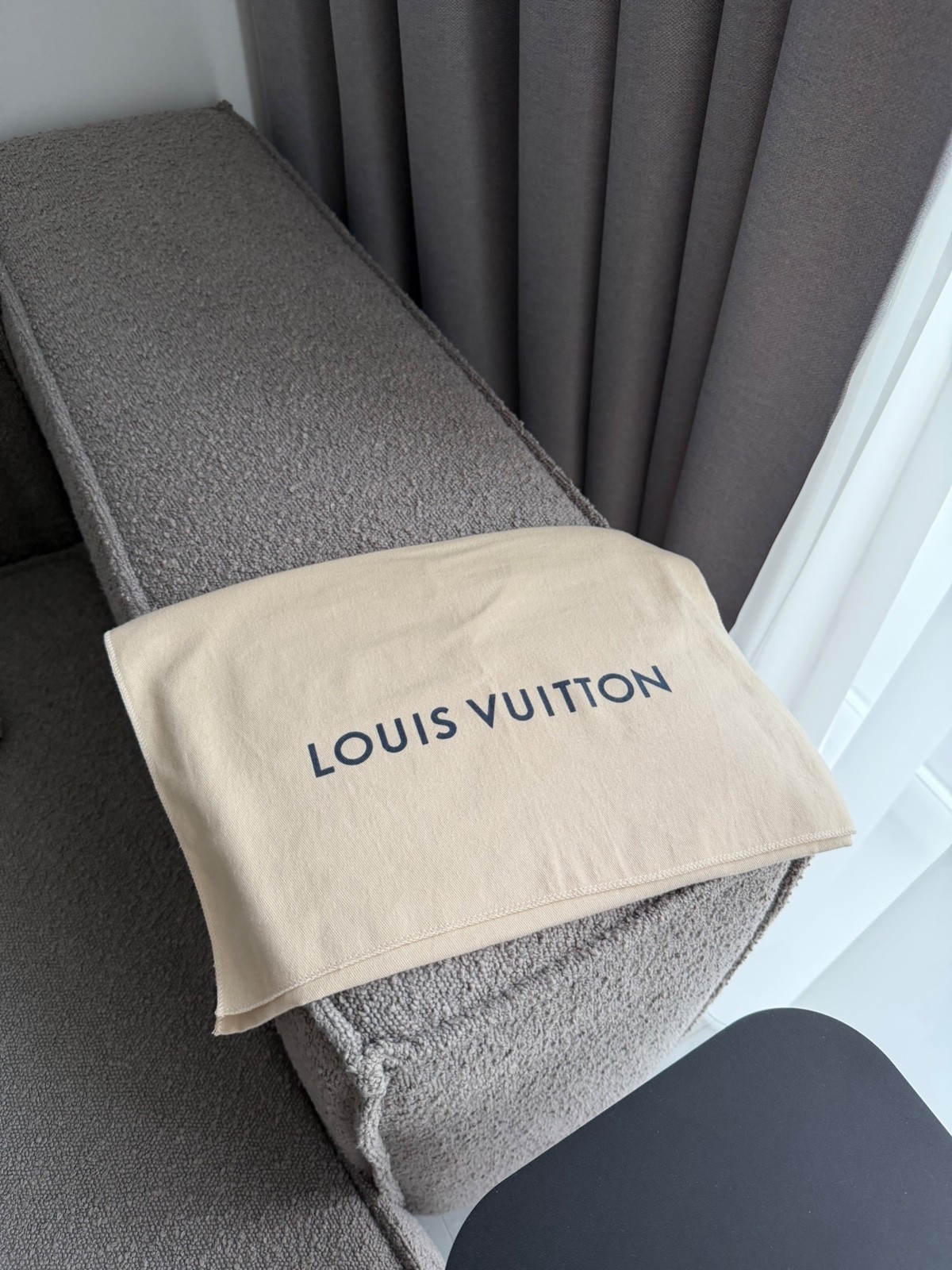 Authentic LOUIS VUITTON Soft Trunk Monogram Mesh Shoulder Bag