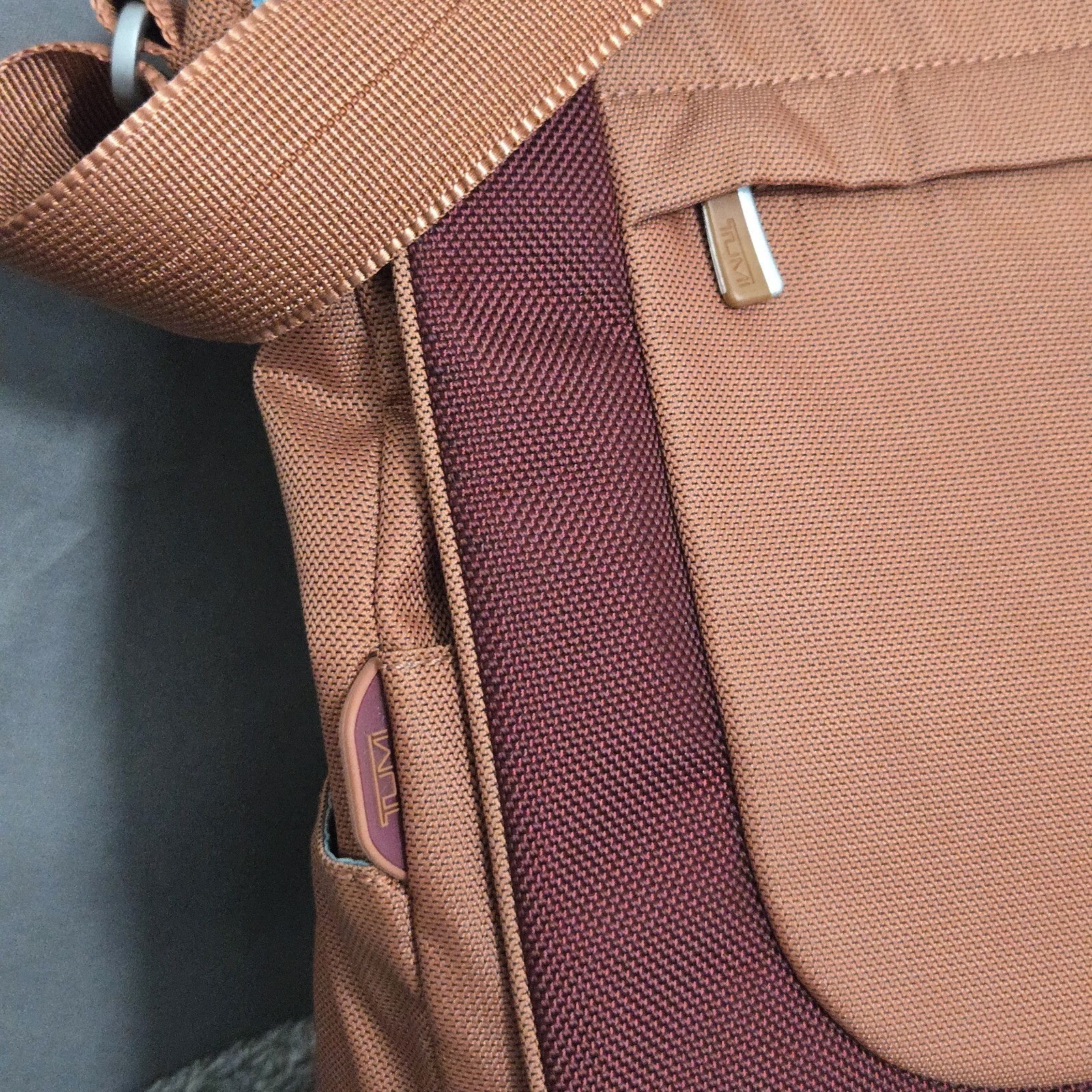 Tumi T-Tech Messenger Bag Orange Flame Ballistic Nylon Laptop Travel Crossbody