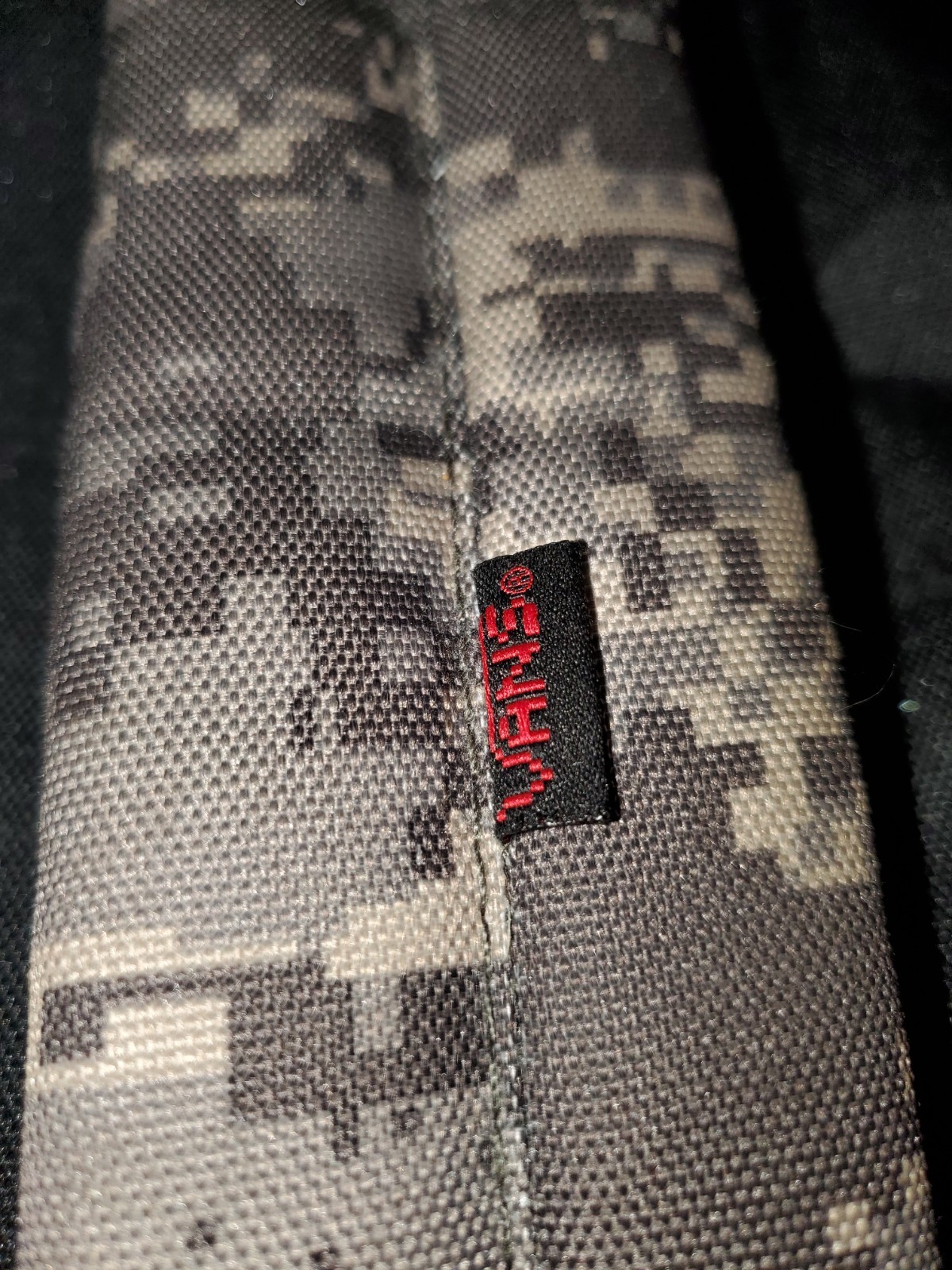 Vans X Nintendo Men’s old Skool II Duck Hunt Camo Backpack Bag