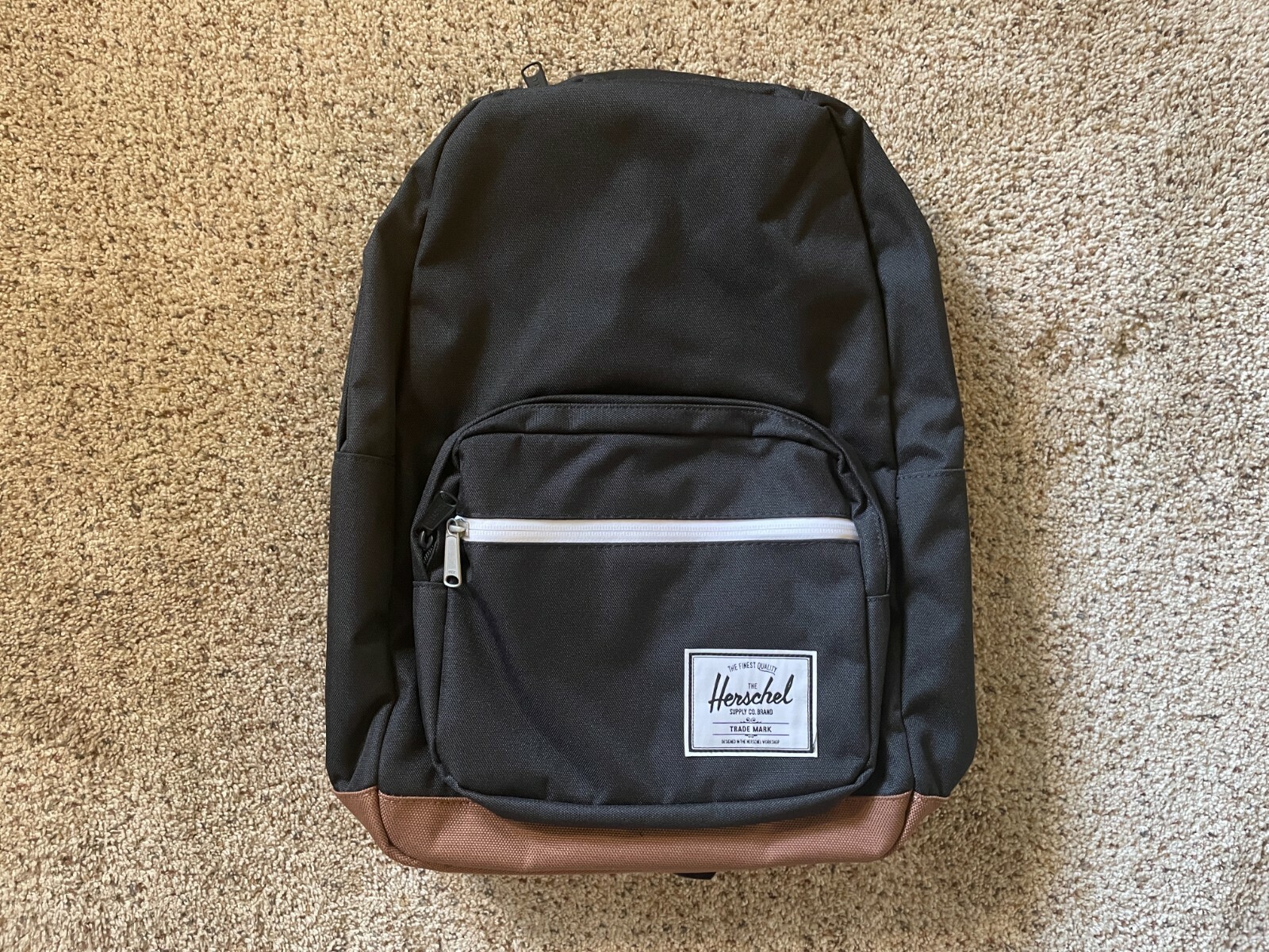 Herschel Supply Co. Pop Quiz 22L Backpacks – Black