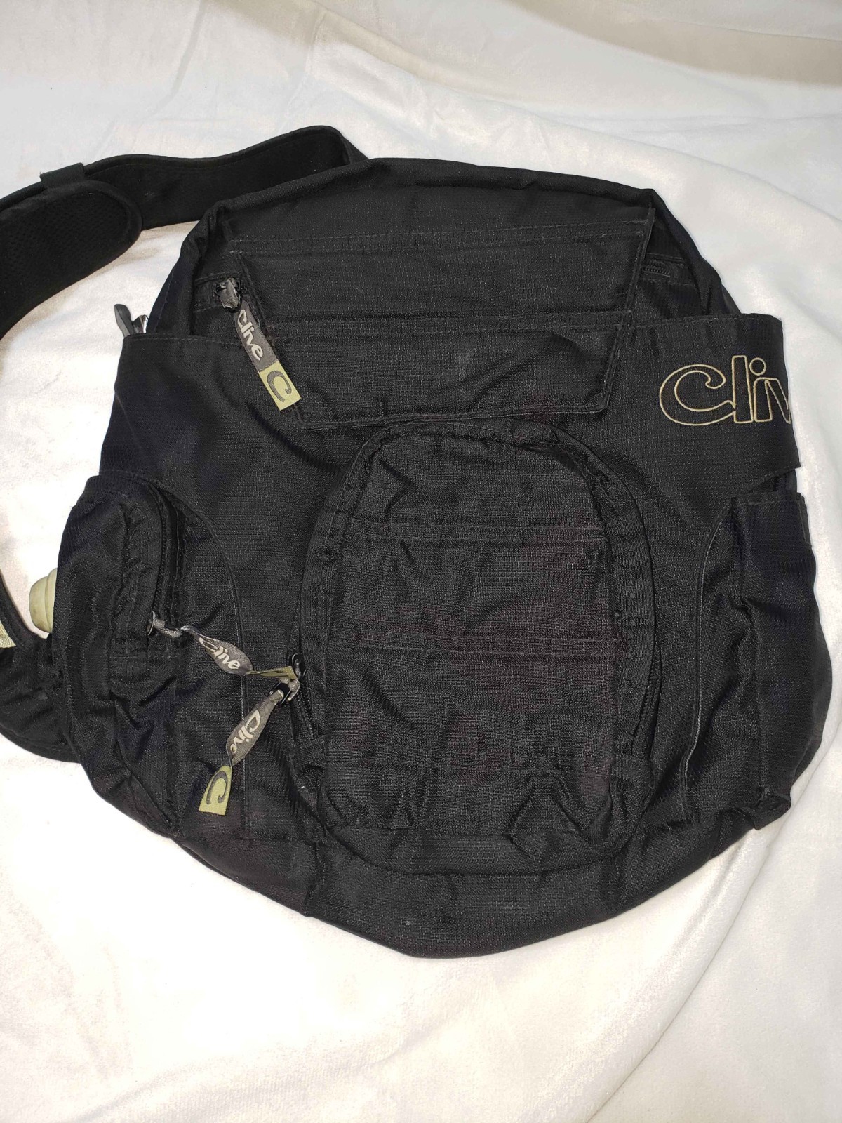 Clive Black Sling Bag Backpack Large Crossbody Messenger Multi Pocket Adjustable
