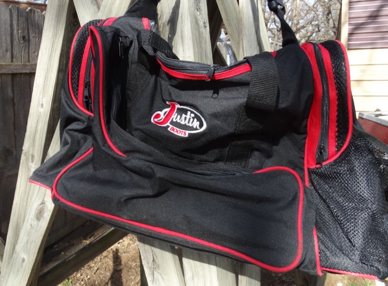 Justin Boots PRCA Rodeo Gear Duffle Bag Wrangler NFR Las Vegas 2005 Medium Black