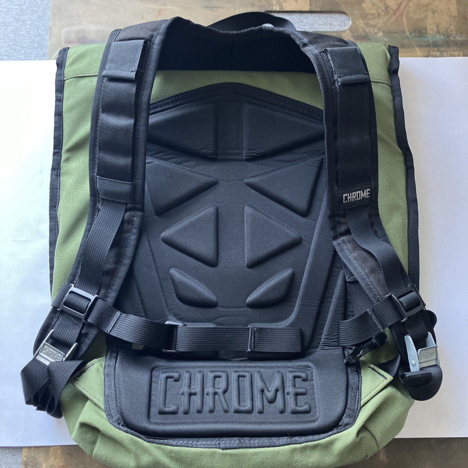 Chrome Industries Orlov Rolltop Backpack – Olive Green – Commuter Bag w/ Pouch