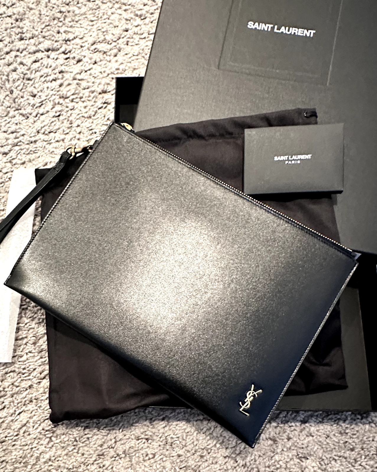 EXCELLENT & GIFTABLE! YSL Tiny Cassandre Zipped Tablet Holder Clutch