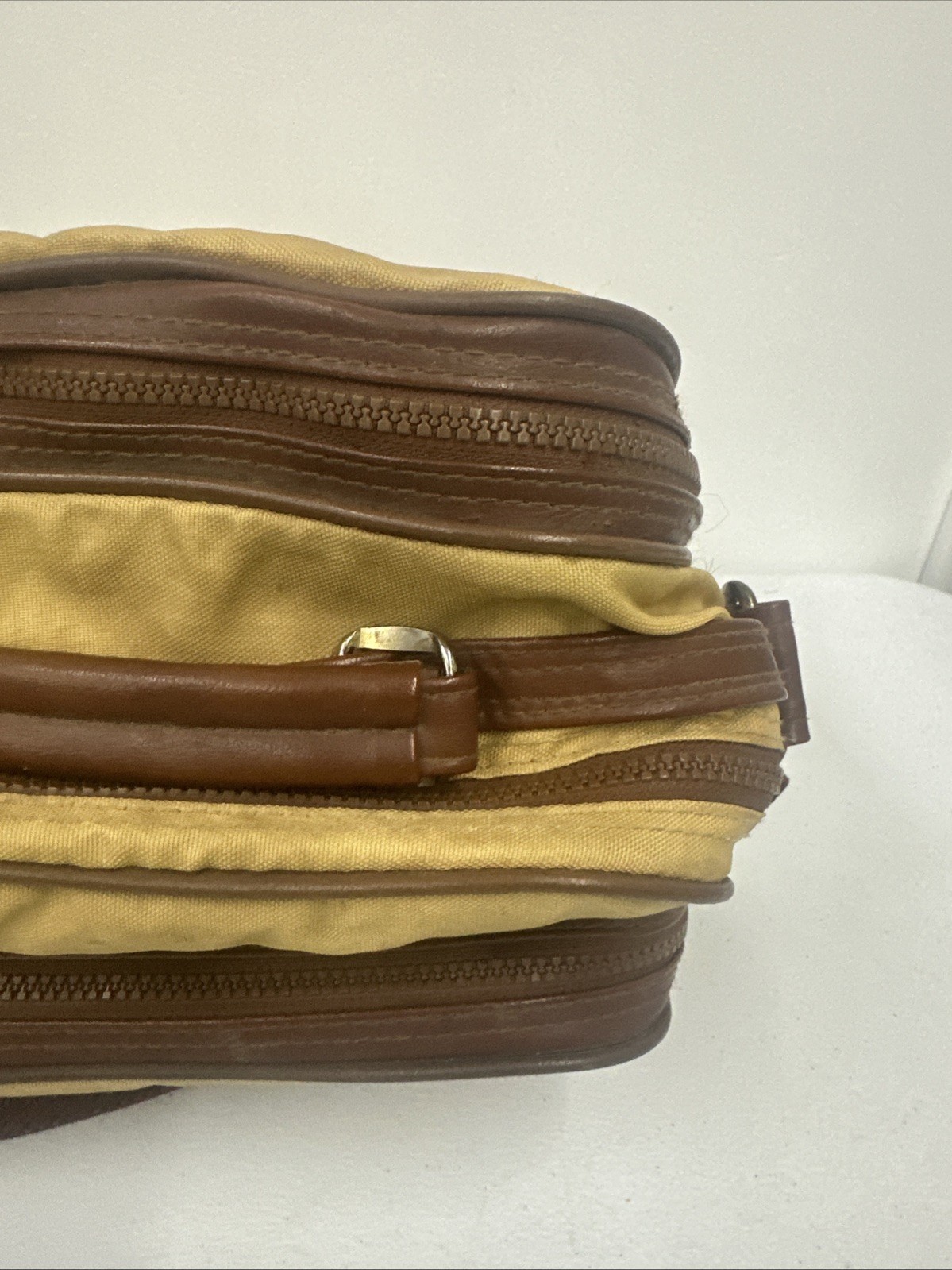 Canon Camera Bag Beige Brown Leather Canvas Zip Pockets W/Strap & Handle WORN