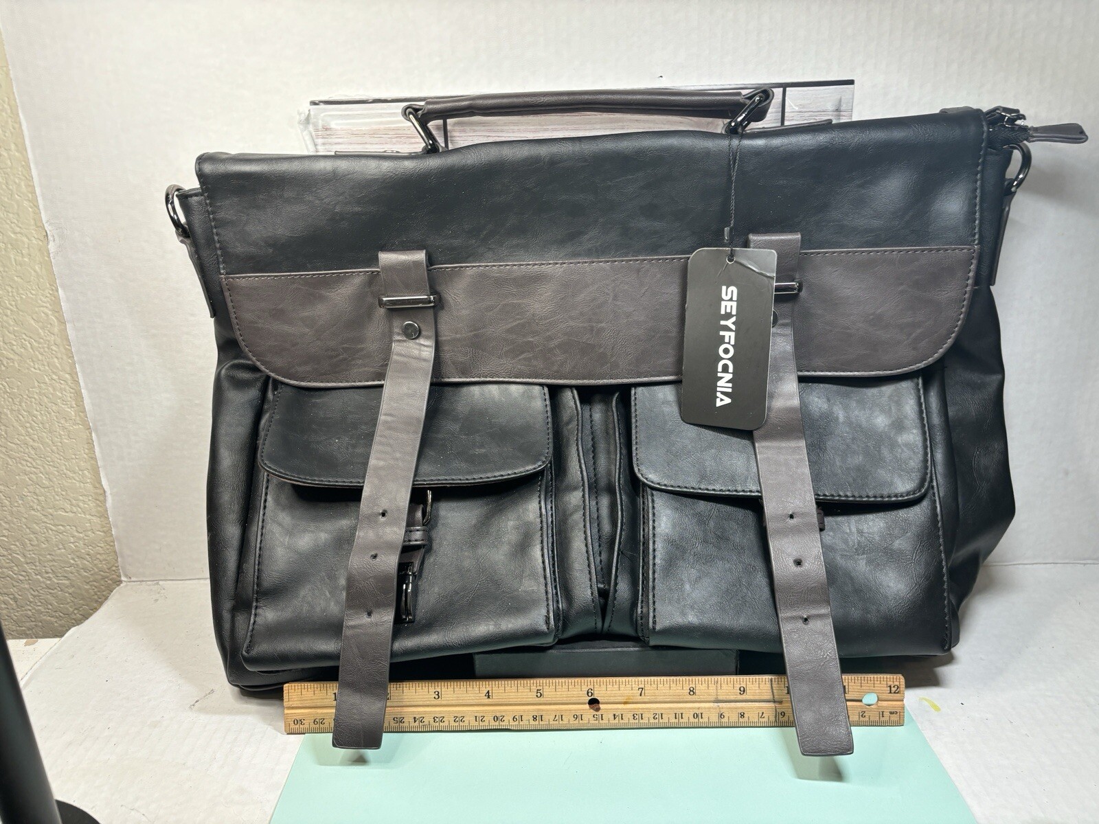 SEYFOCNIA Large Leather Messenger Bag New with Tags!