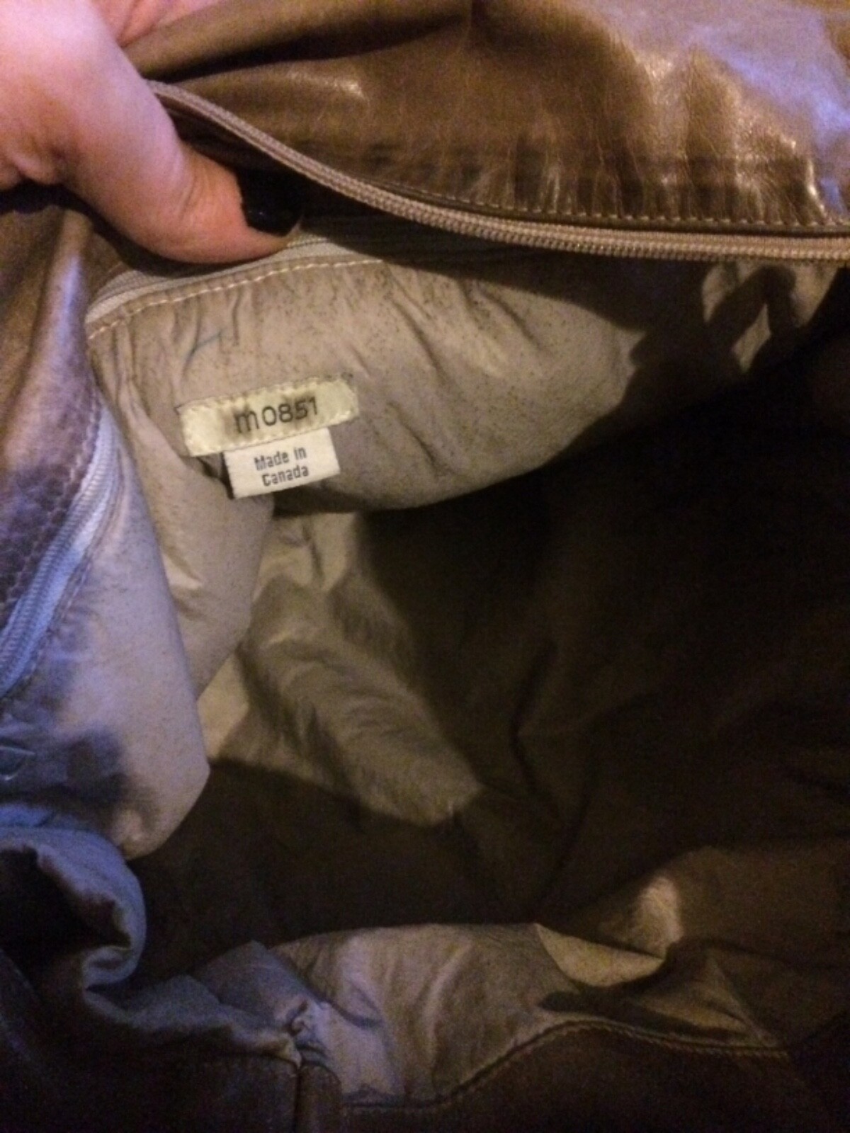 mo851 Light Grey Leather Computer Bag/Tote. Retail 598$ great condition ❤️