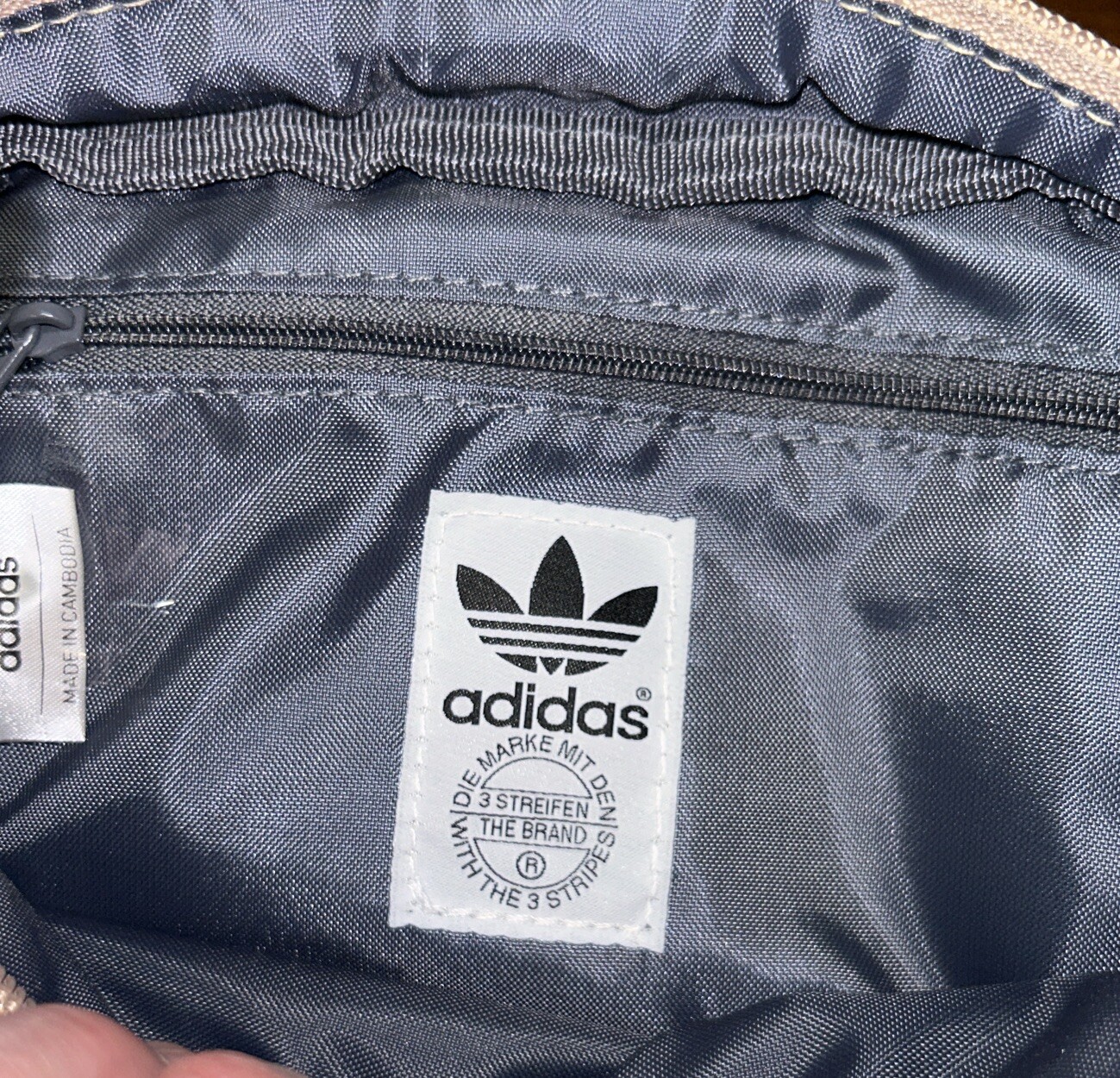 Adidas Original Puffer Pouch Magic Beige White Crossbody Fanny Hip Pack