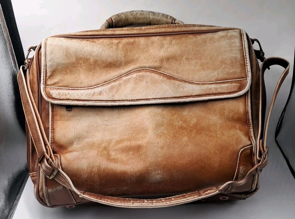 Avenues America Vintage Top Grain Leather Messenger Bag Briefcase Y2K Faded