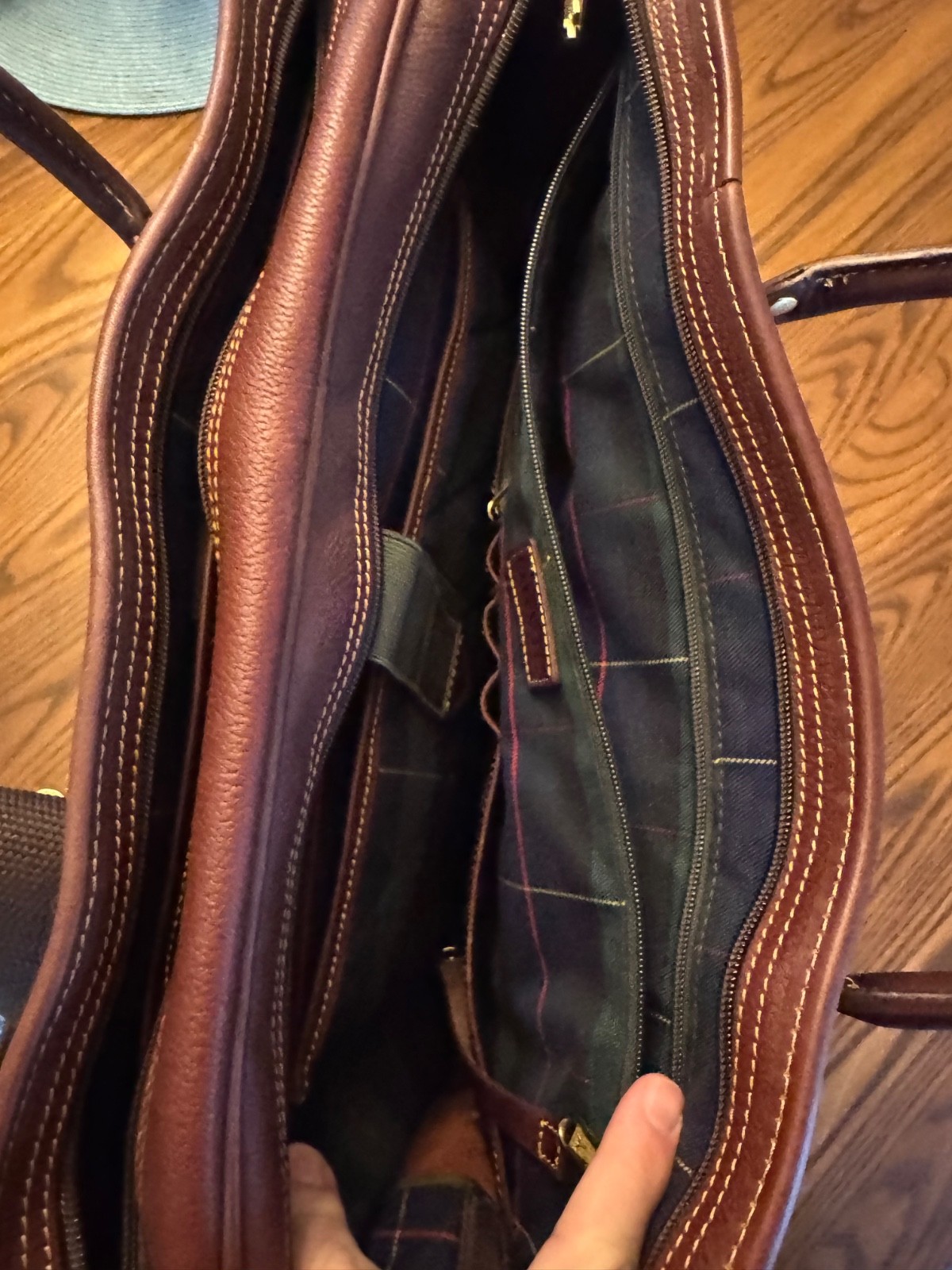 Orvis Bullhide Briefcase Messenger Bag 17RX-4600 SEP 2007 17″X12″X5″ with TAG