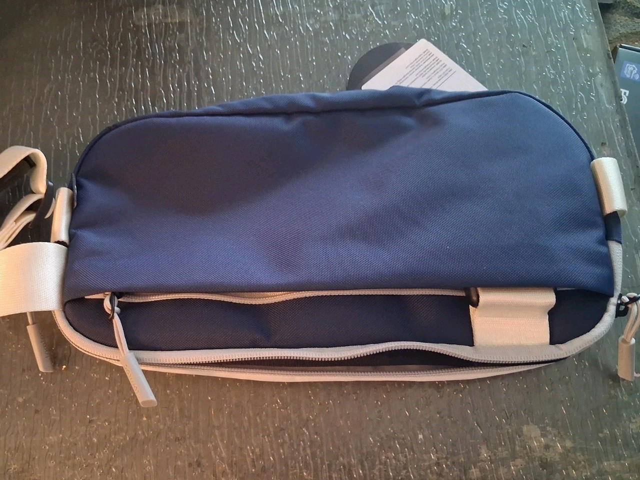 tomtoc – Explorer-T21 EDC Sling Bag, Compact Crossbody Bag Minimalist Sling Pack