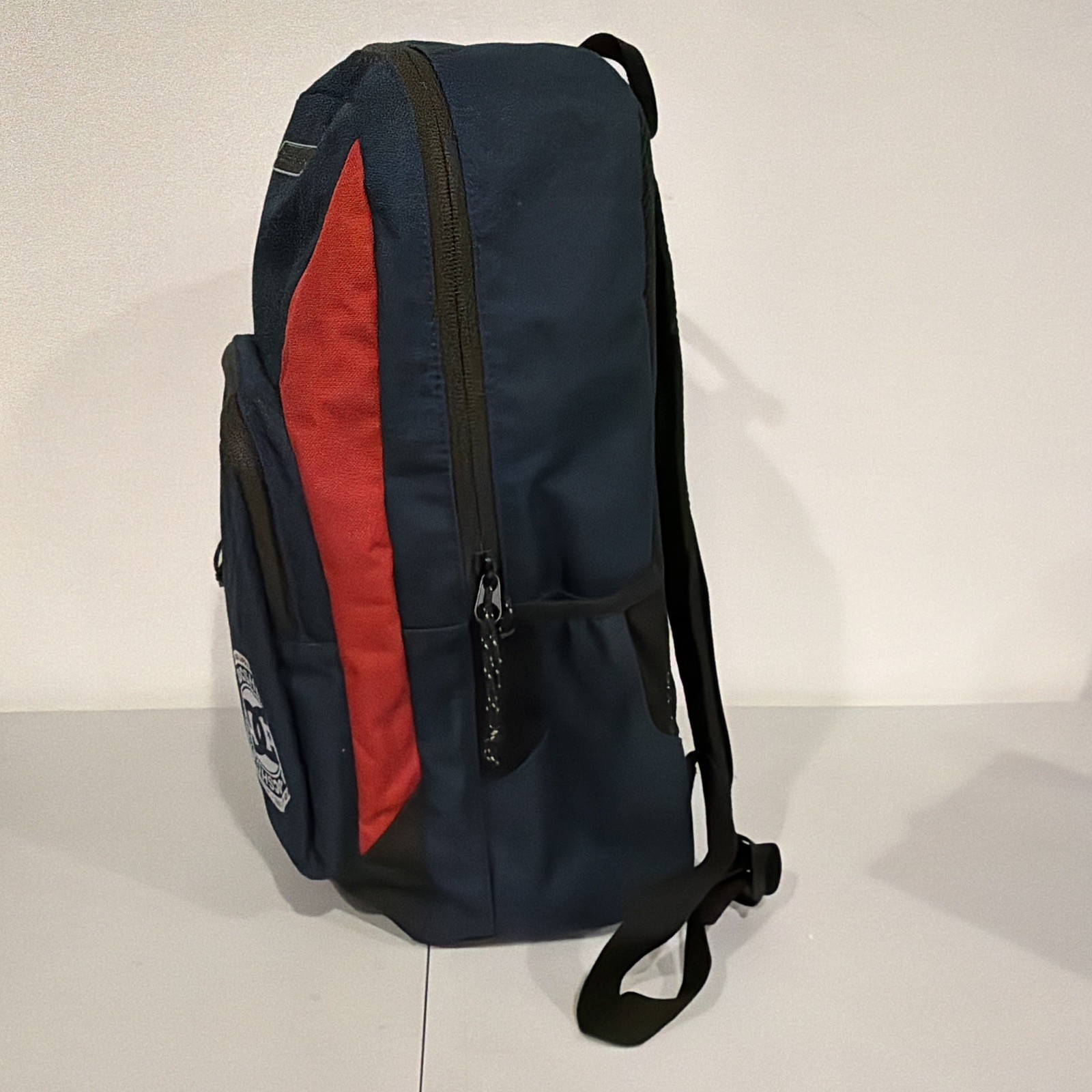 DC Shoes Large Blue/red Backpack Zip & Buckle Adjustable Straps Pockets