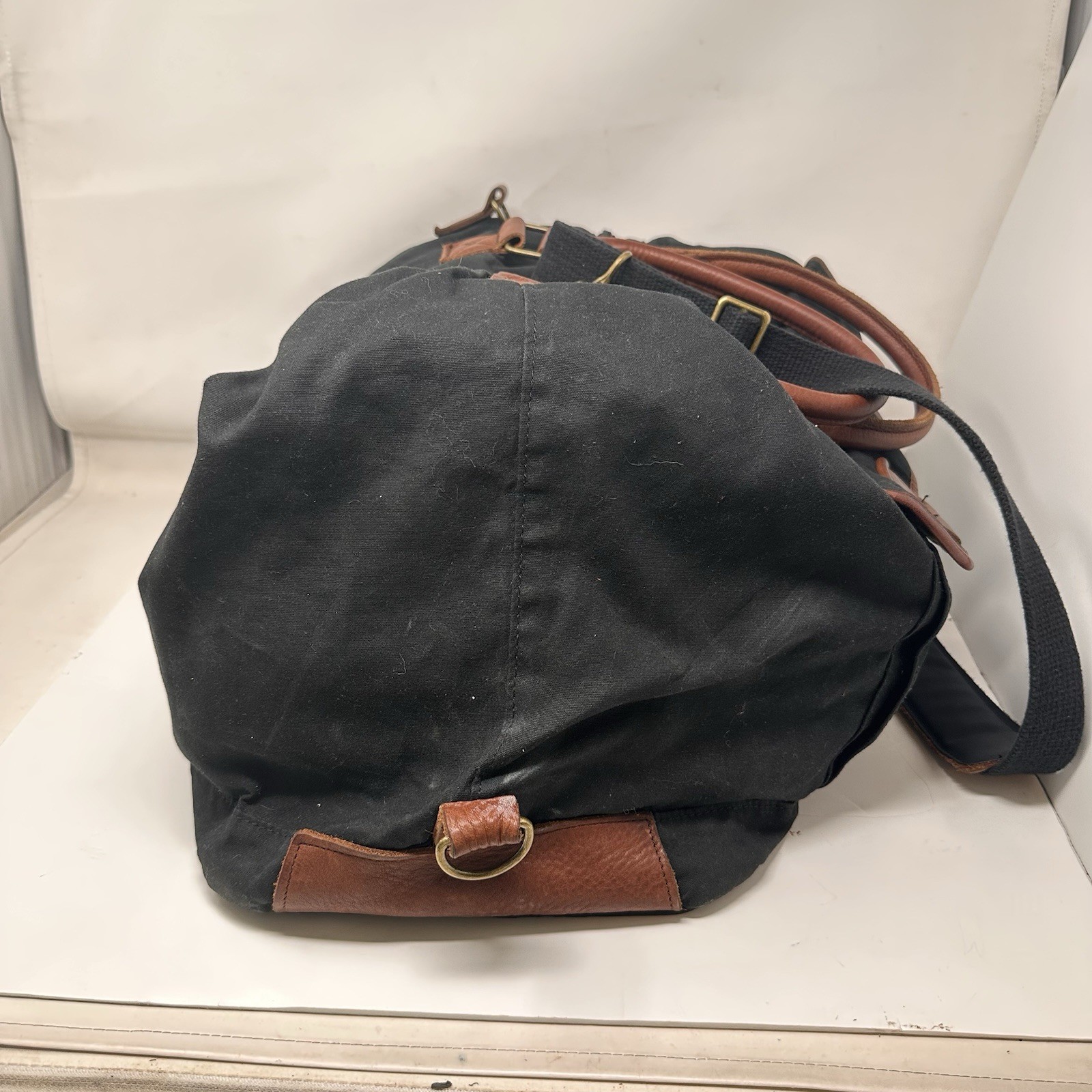 Duluth Trading Black Canvas Leather Messenger Tote Bag Vintage 18x12x9