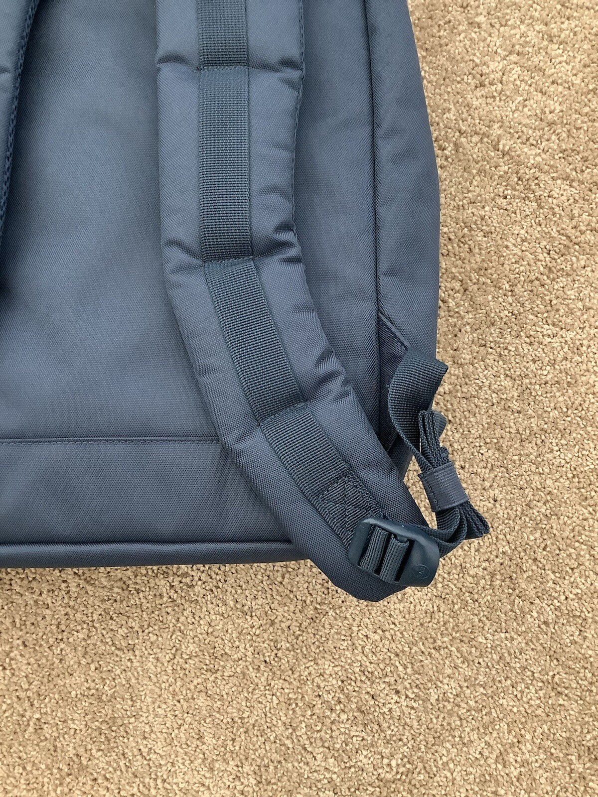 Herschel Retreat Computer Laptop Backpack Navy Unisex Faux Brown Leather NWOT