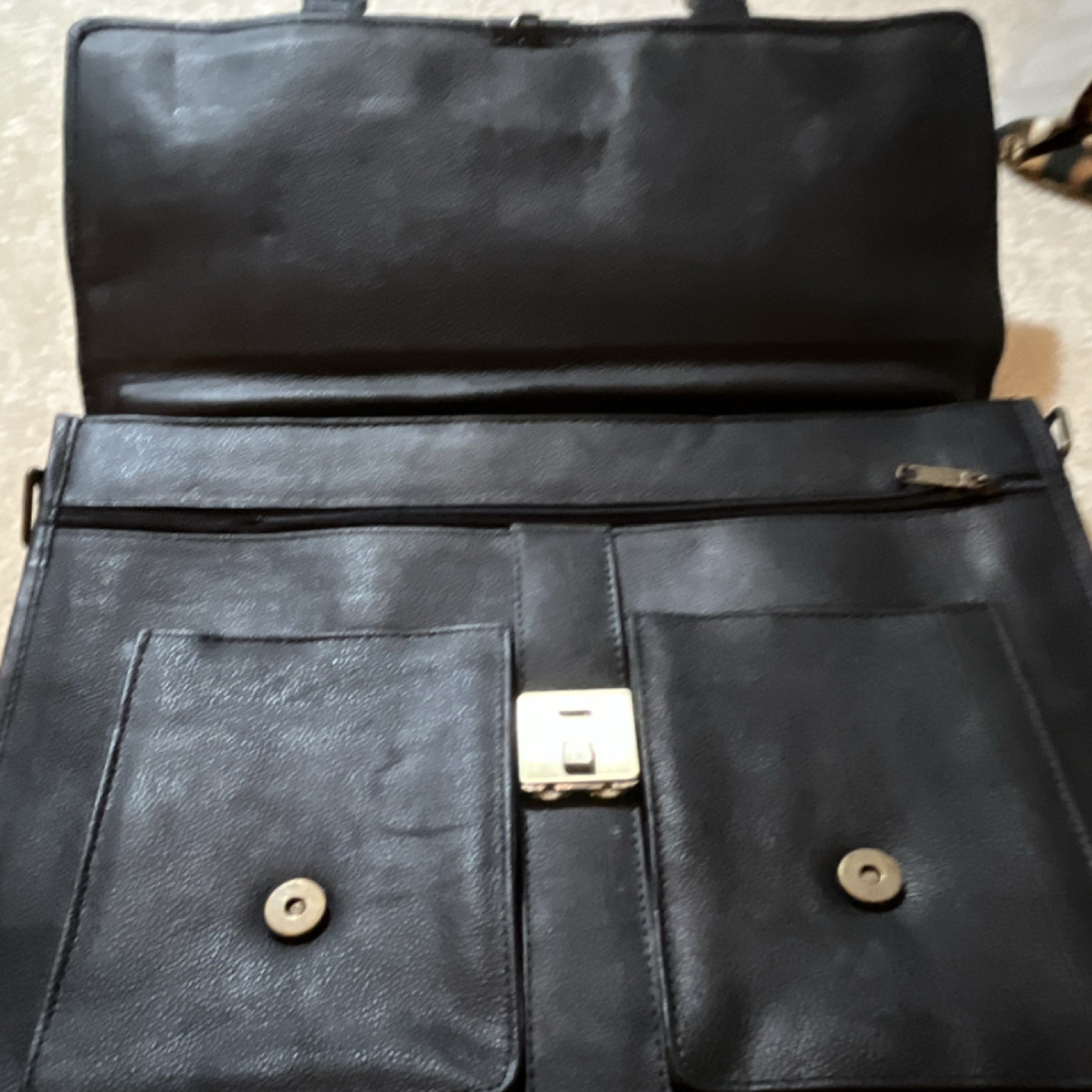 Leather bag with Buckle Zip Push Lock Detachable Strap Inner Outer Pockets