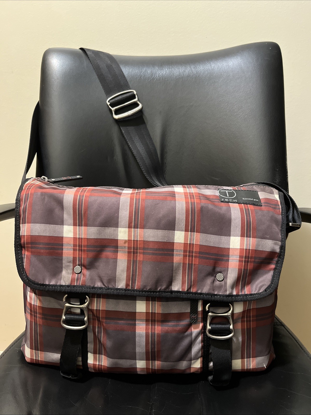 Tumi T-Tech Plaid Nylon Messenger Bag Laptop Bag – Rare!