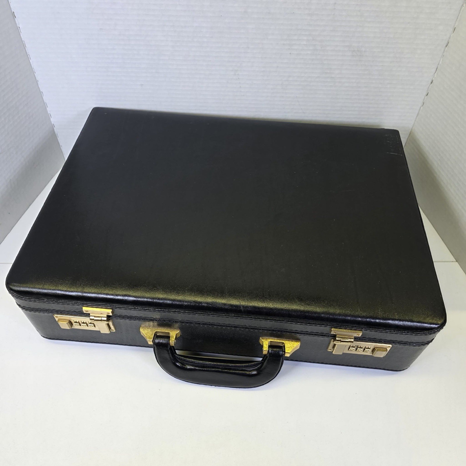 Vintage Sonalin Black Leather Executive Attaché Briefcase 000 Lock