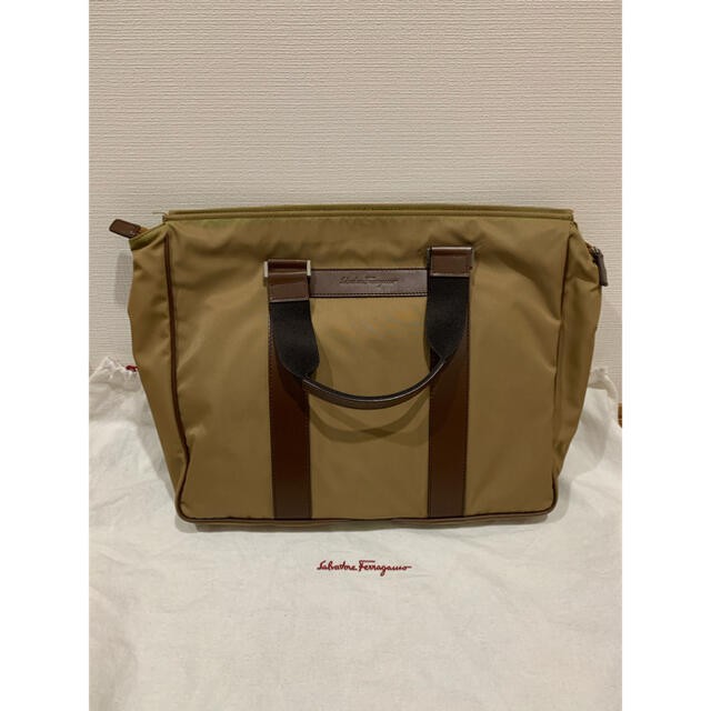 Ferragamo Men’s Business Handbag Tote Bag Khaki Nylon Authentic 32x40x10cm
