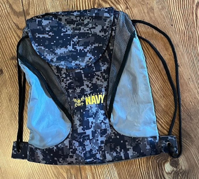 America’s Navy Cinch Sack Drawstring Bag Backpack, Gray & Camo