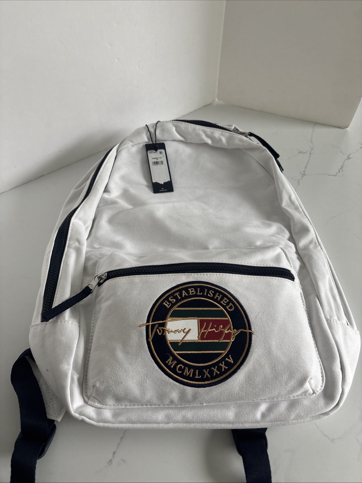 TOMMY HILFIGER Signature Logo Crest Backpack -Back pack White NWT