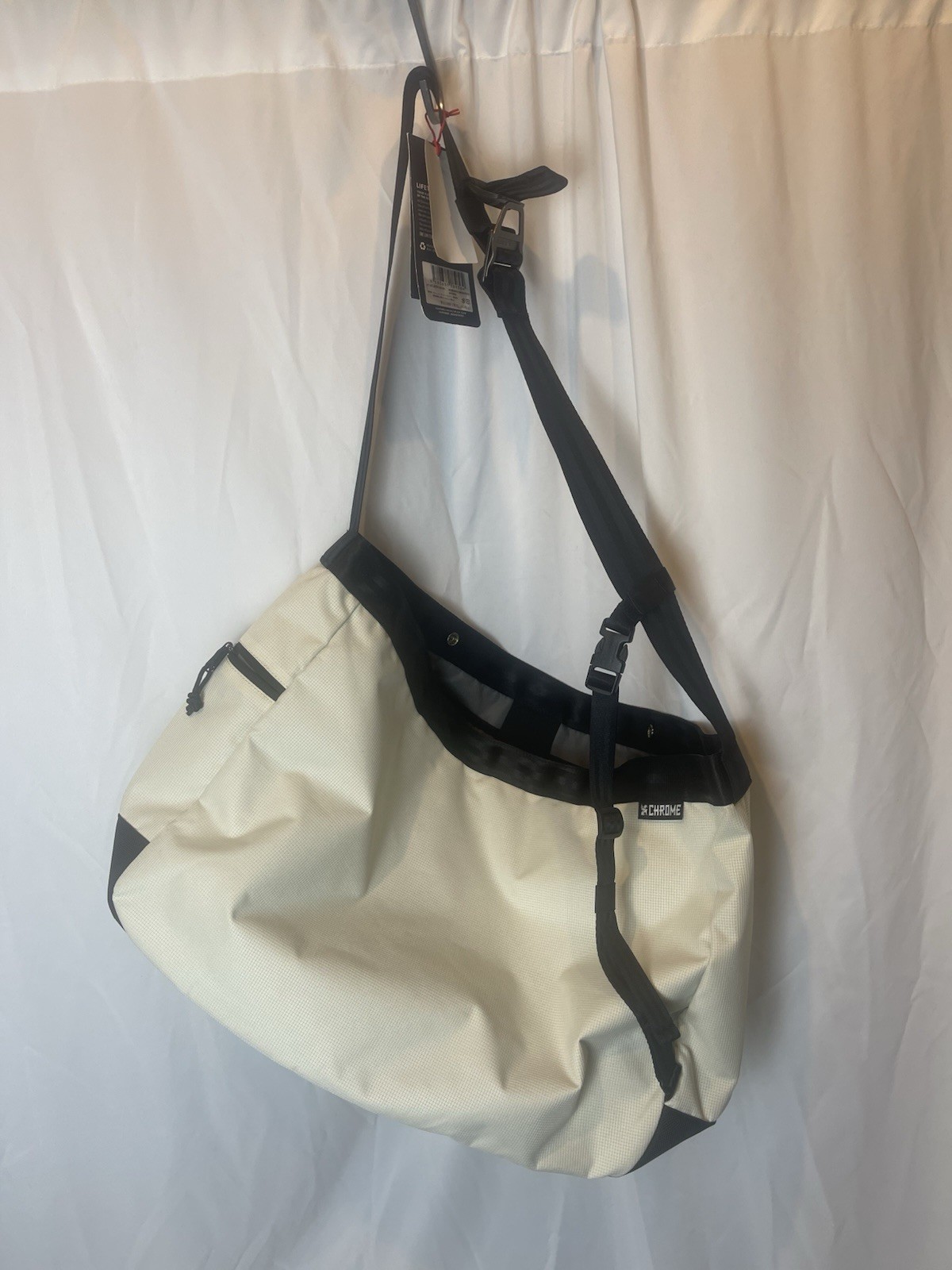 NWT Chrome Messenger Cross Bag 35cmx46cmx15cm-Large- From Japan