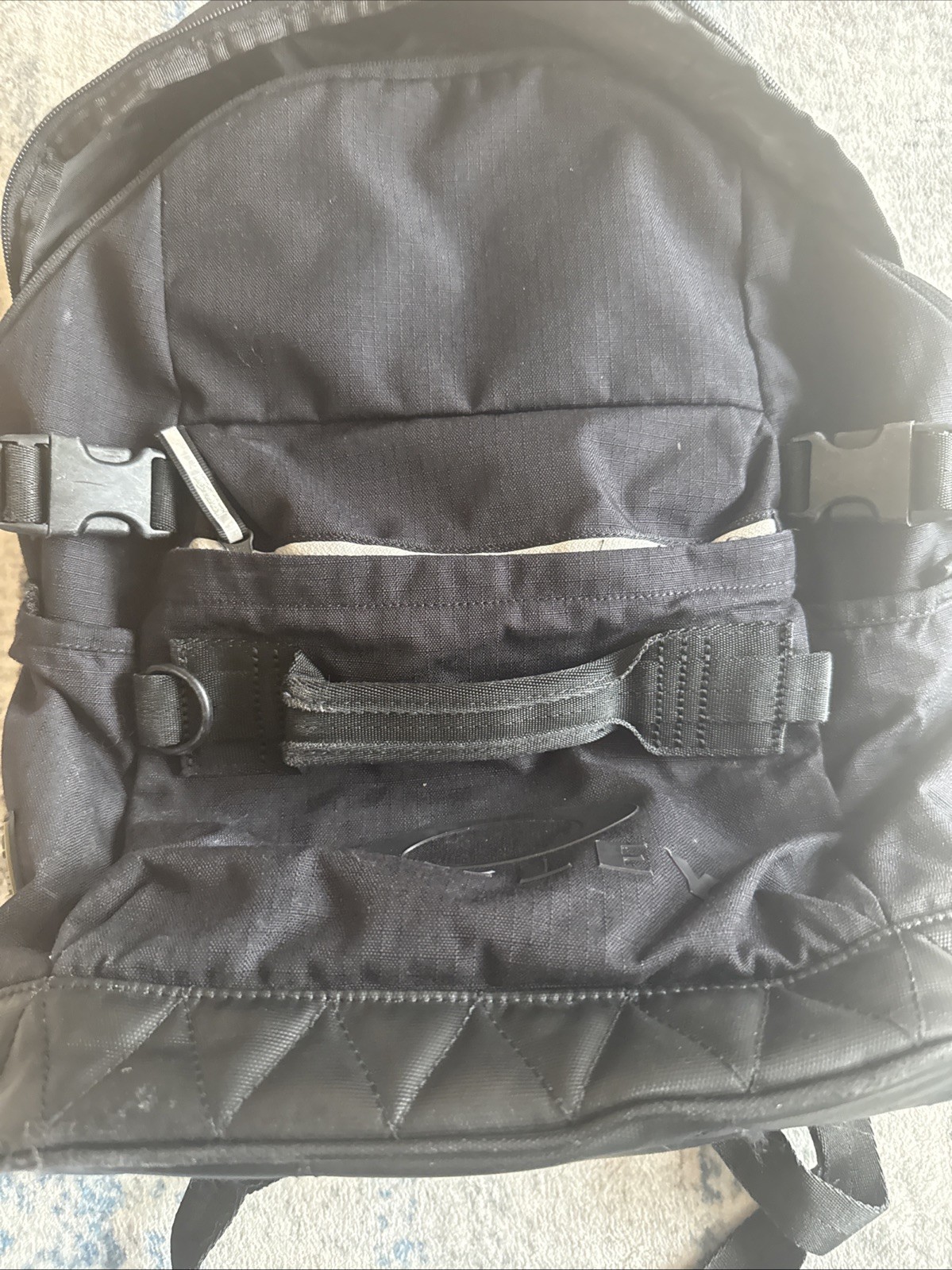 Oakley Crestible 23L Utility Backpack Black Laptop Travel School Work Office