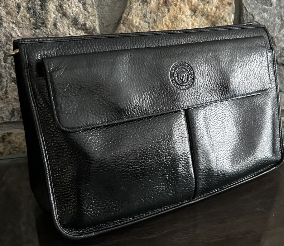 Gianni Versace Clutch Bag Unisex Pebbled Leather Pouch Medusa Zip Pockets Black
