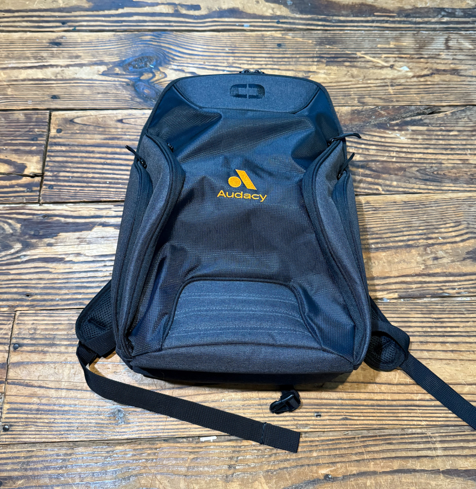 NEW Ogio Backpack Gambit Padded Laptop Backpack Graphite Black NWOT Audacy Logo