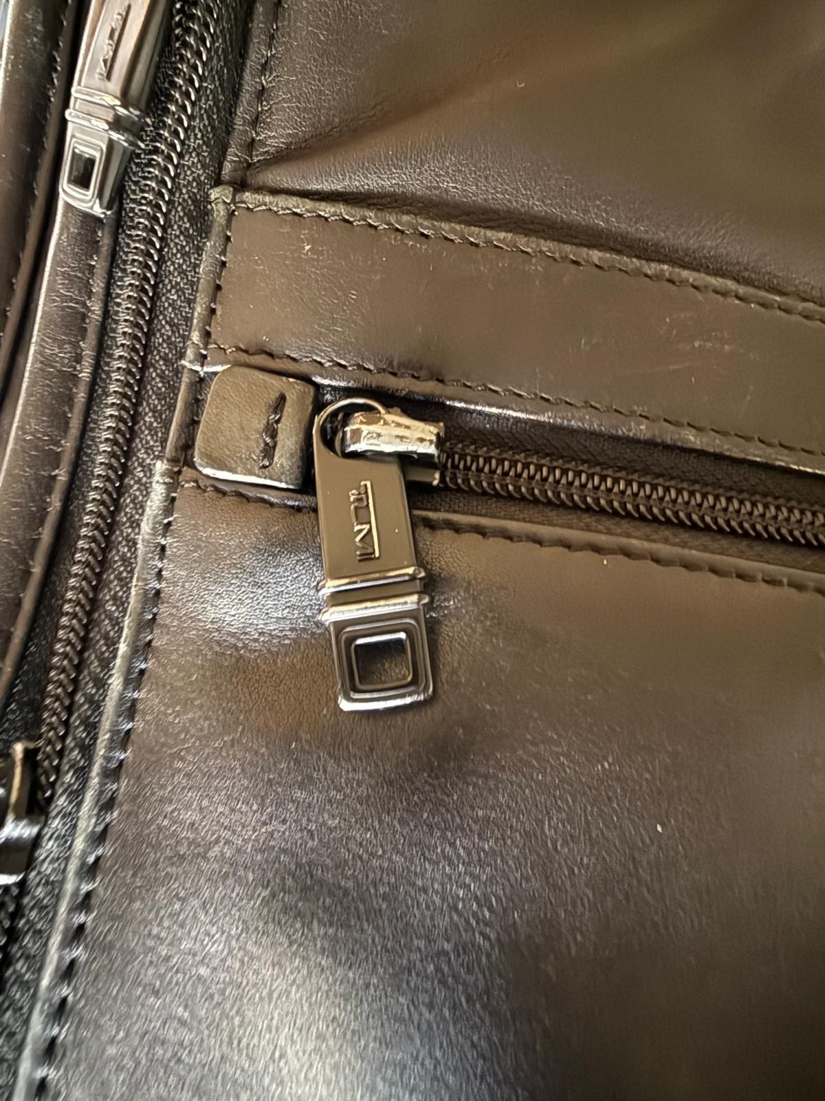 96531DH Tumi Alpha 2 T-Pass Organizer Briefcase in Black Napa Leather Laptop Bag
