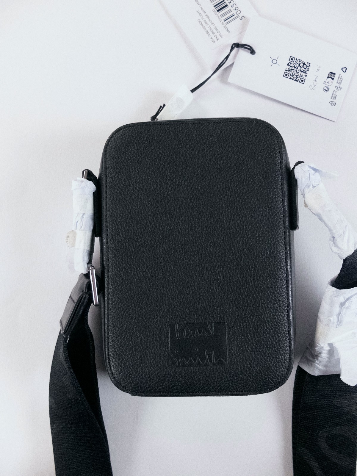 (NO CUSTOMS TAX) PAUL SMITH black mini leather flight bag crossbody authentic