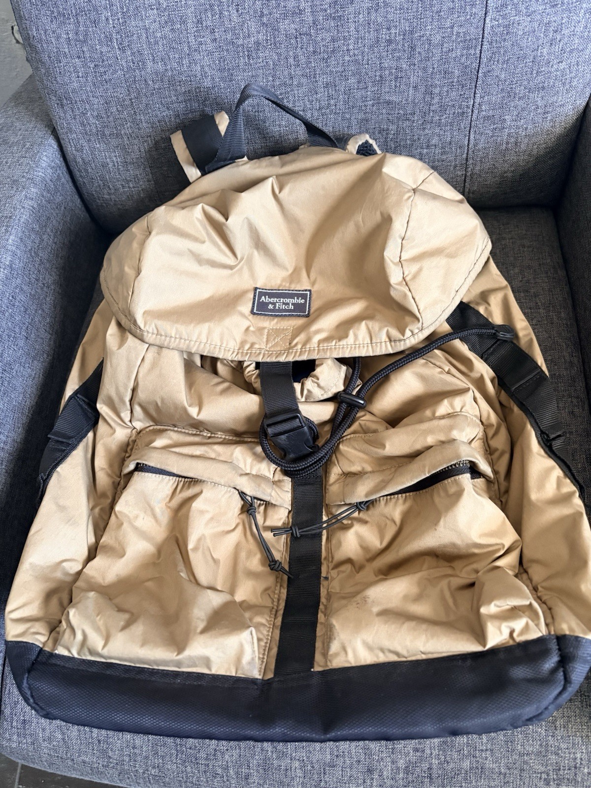 Abercrombie & Fitch Tan Khaki Drawstring Backpack Logo Path Pre-owned Casual Day